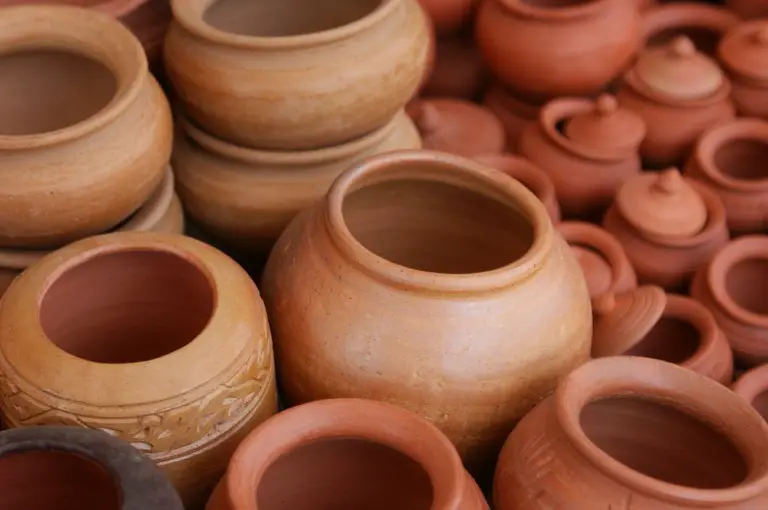 The Best Clay for Pottery Spinning Pots