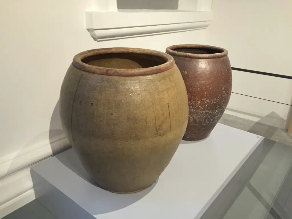 Earthenware