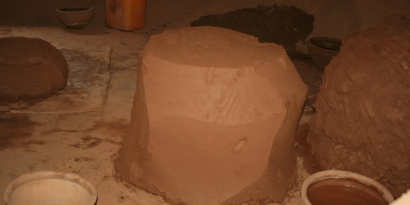 Ceramic Clay Recipe Ideas to Try Spinning Pots