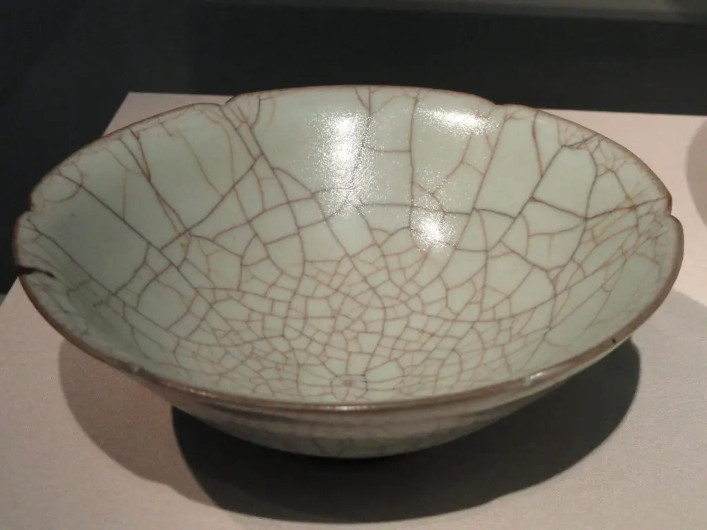 pottery cracks