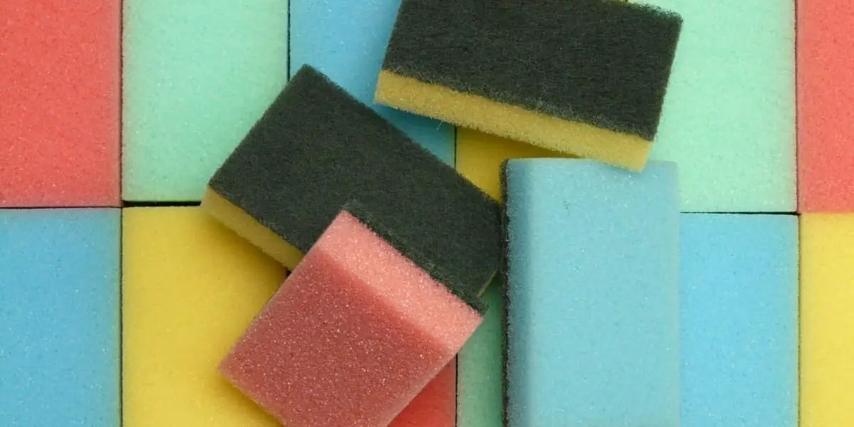 How to Sponge Paint Pottery Spinning Pots