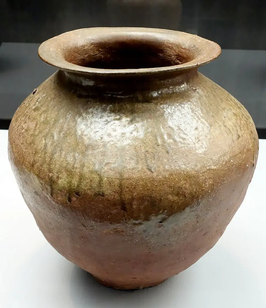 The Best Natural Recipe for Pottery Glaze Spinning Pots