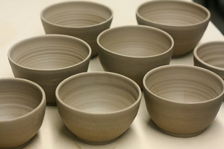 Pottery vs. Ceramics, Which is Better? Spinning Pots