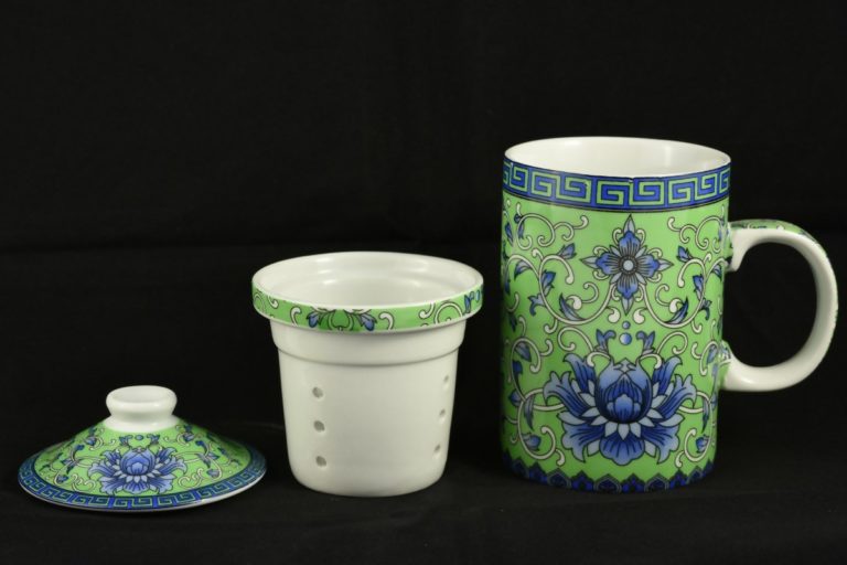 Can Pottery Go in the Microwave? The Truth Here! Spinning Pots