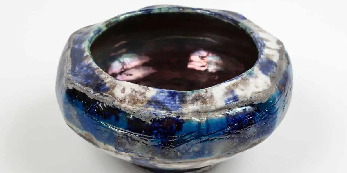 What is the Best Clay for Raku and How to Use it Spinning Pots