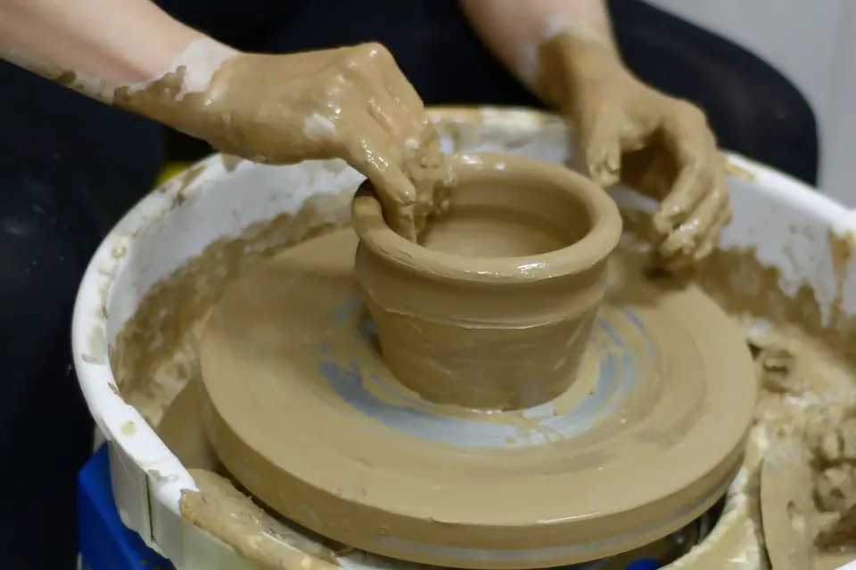 Throwing Basic Pot  Pottery Wheel Step By Step Tutorial