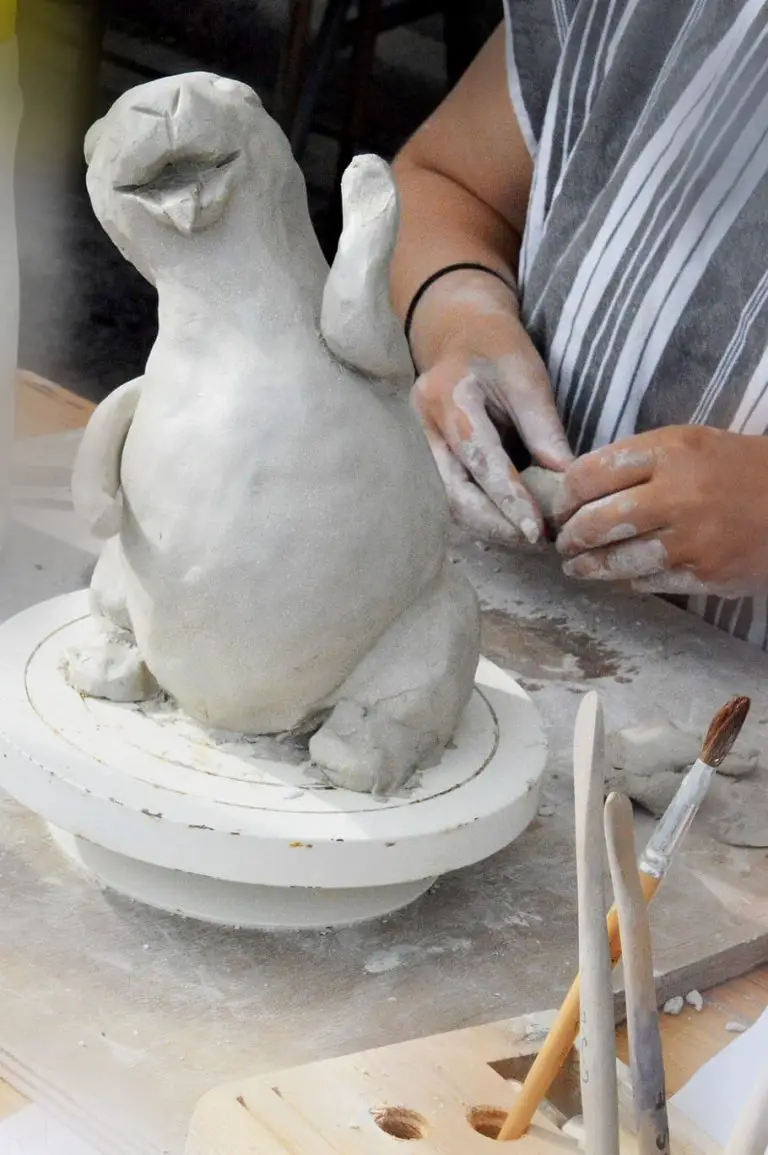 What Is A Good Clay for Sculpting? Spinning Pots