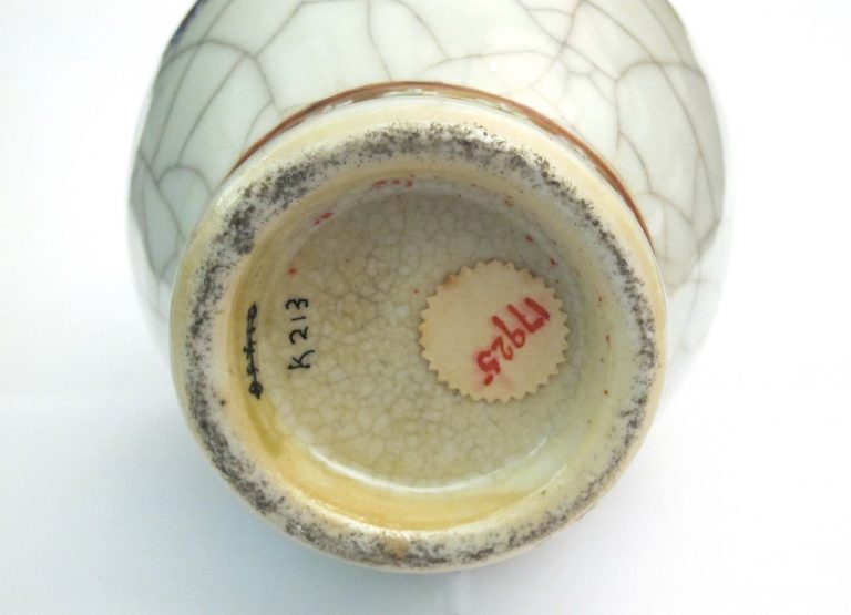 Are Dishes with Crazing Safe to Use? Spinning Pots