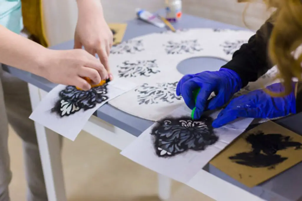How To Use Stencil Paper With Your Pottery Spinning Pots how-to-use-stencil-paper-with-your-pottery-spinning-pots