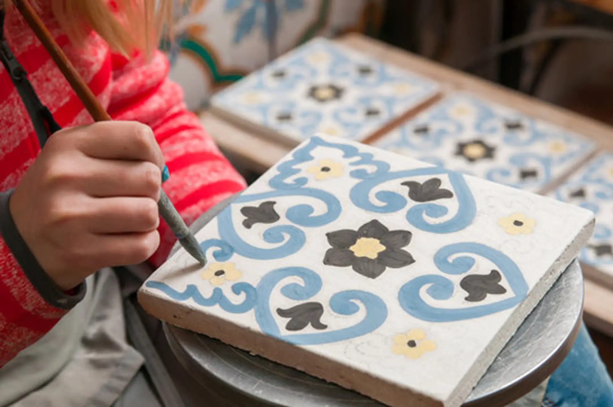 How To Make A Pottery Tile?