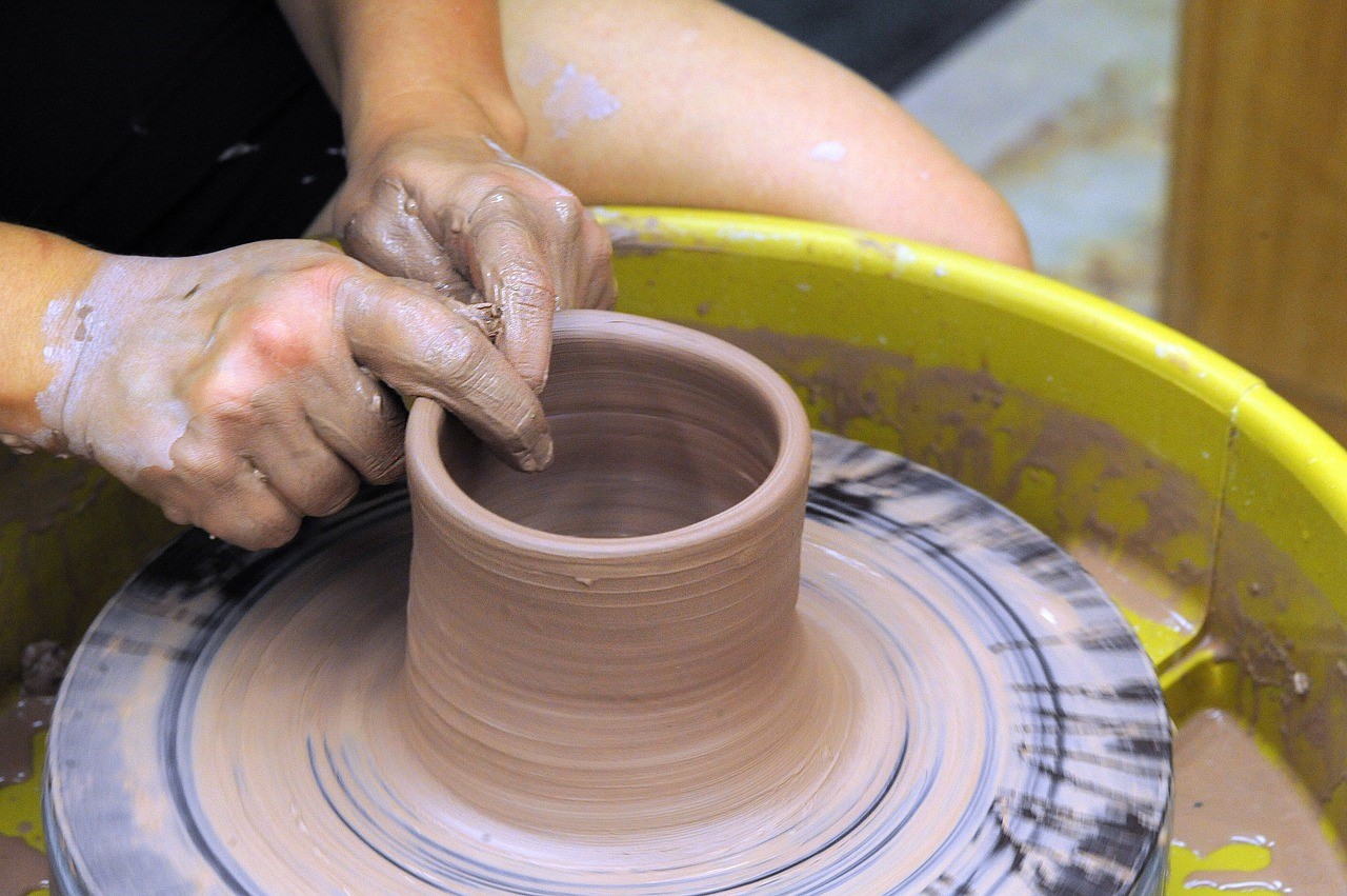 Pottery Throwing 101: Essential Tools, Techniques, and Troubleshooting